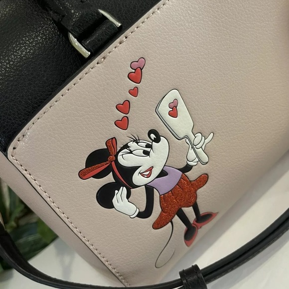 Kate spade medium duffel Minnie Mouse crossbody - Picture 2 of 11